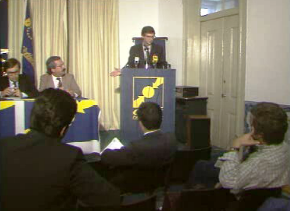 Conferência de imprensa de Manuel Monteiro