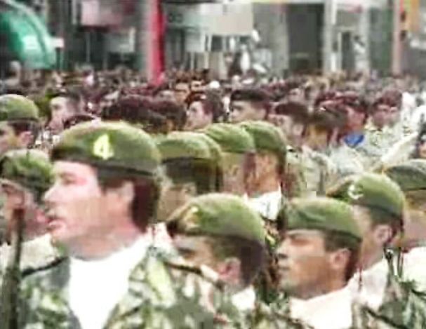 Desfile militar no Porto