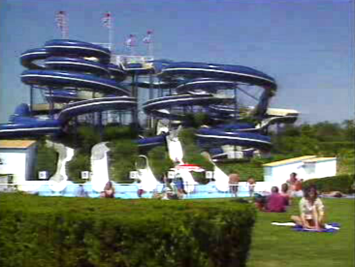 Parques aquáticos sem inspeção