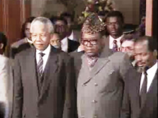 Cimeira de paz para Angola