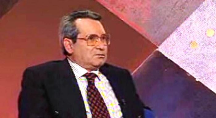 Eu Tenho Dois Amores – Episódio 03, Parte I