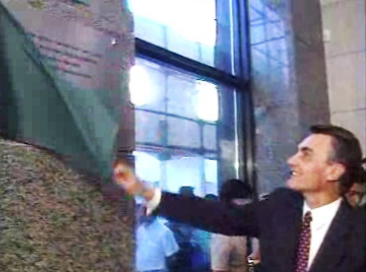 Cavaco Silva inaugura sede da Bolsa