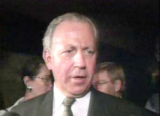 Jacques Santer anuncia a candidatura