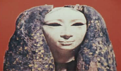 A Mulher e os Cultos Religiosos