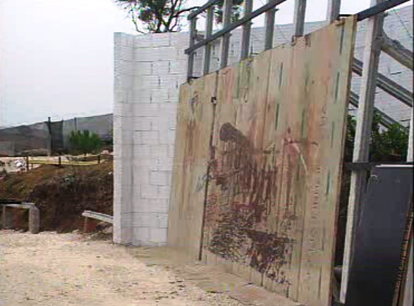 Metro de Lisboa oferece painéis ao Brasil