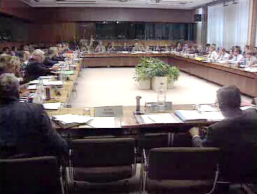 União Europeia condena a Indonésia