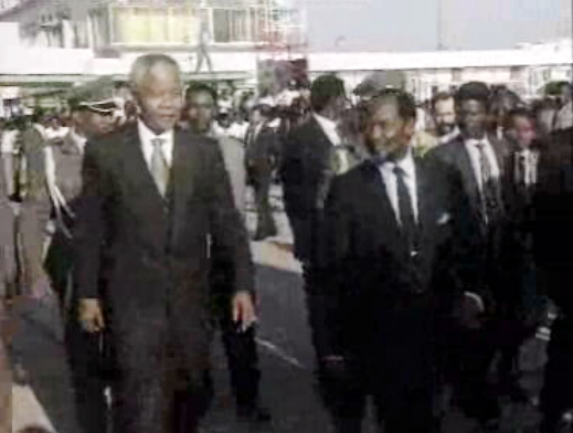 Visita de Nelson Mandela a Moçambique