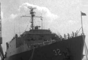 Chegada do navio “Spiegel Grove”