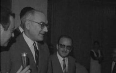 Marcelo Caetano e Rui Sanches visitam Salazar no Hospital da Cruz Vermelha