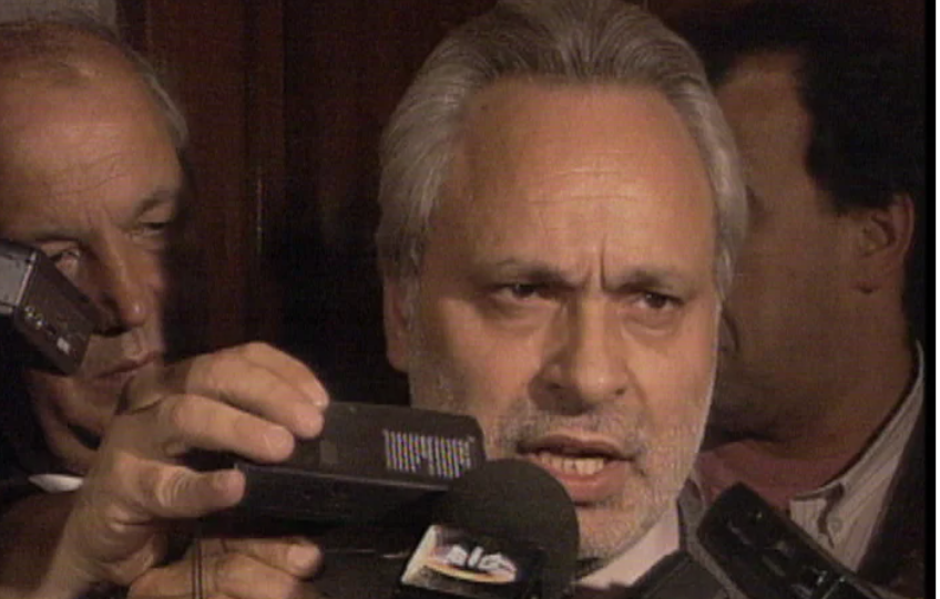 Demissão de Valentim Loureiro