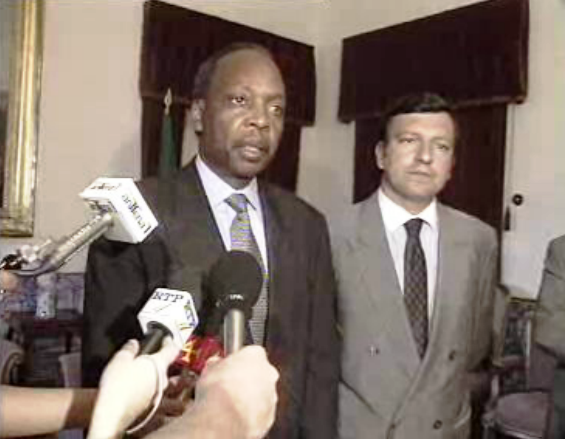 Durão Barroso reúne com Pascoal Mocumbi