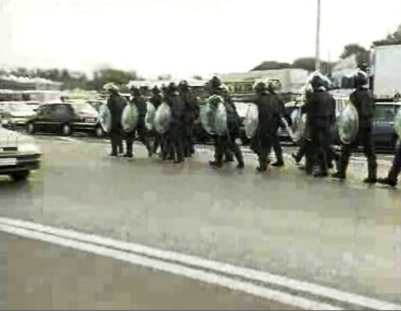 Segundo bloqueio junto a portagem de Ponte 25 de Abril