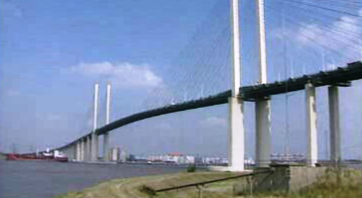 Modelo da futura ponte de Lisboa