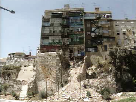 Prédio lisboeta em perigo de ruir