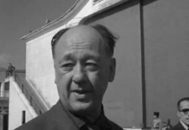 Chegada a Lisboa do dramaturgo Eugène Ionesco