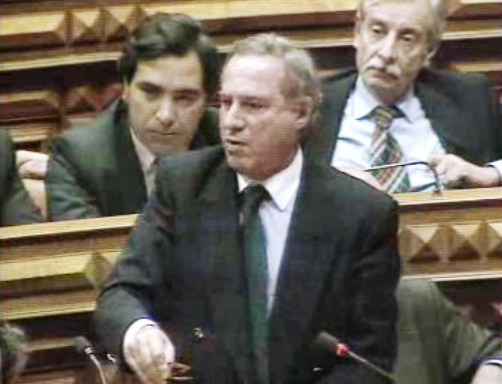 PSD suspende o processo de revisão da Constituição