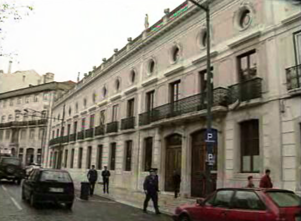 Manifestação junto à embaixada alemã