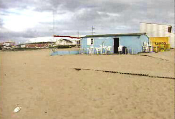 Demolição de construções nas praias