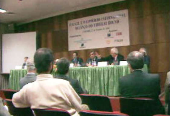 Seminário GATT e o comércio internacional