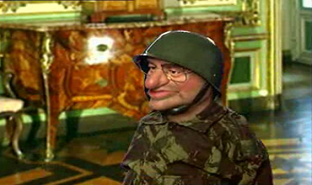 Vitorino poupa nos banhos