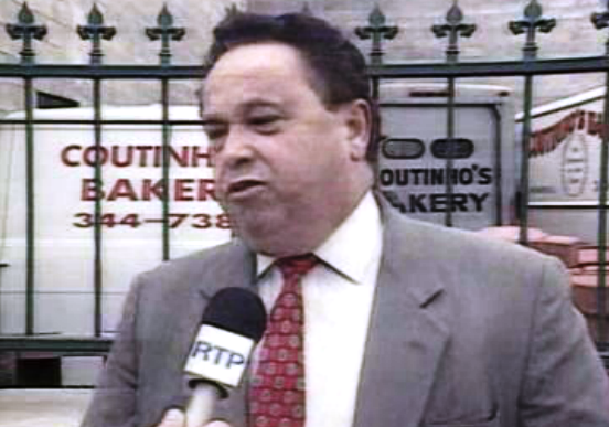 Homenagem a Emigrante