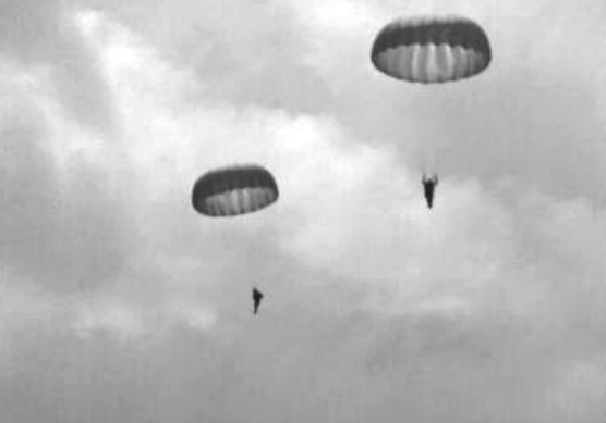 Encerramento do III Curso de Paraquedismo Civil