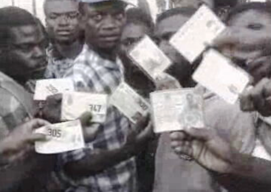 Recenseamento eleitoral em Angola