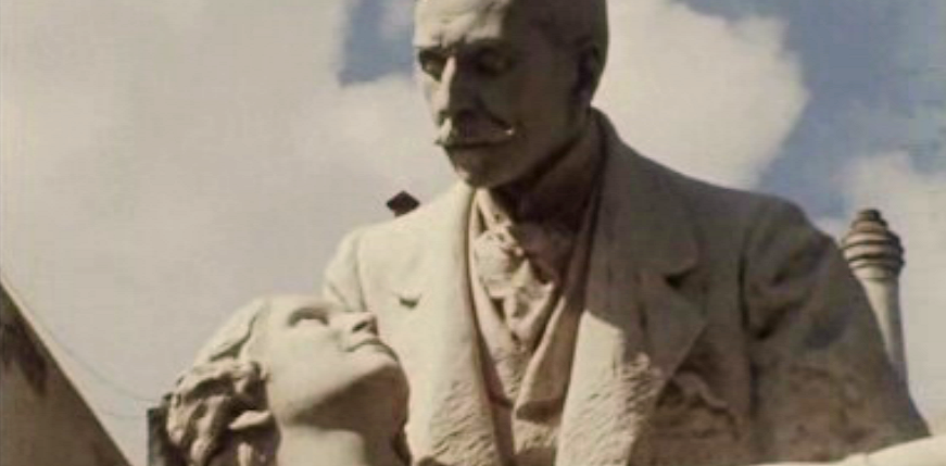 Publicação de “A Tragédia da Rua das Flores”