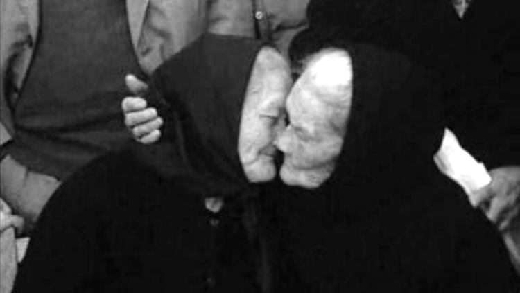 Homenagem a gémeas com 100 anos