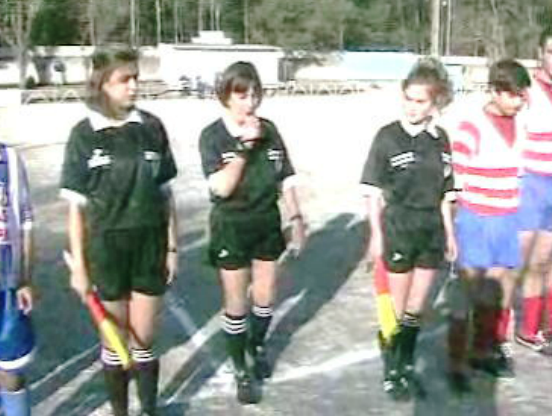 Trio de arbitragem feminino