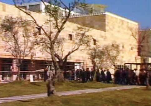 Mário Soares visita obras do CCB