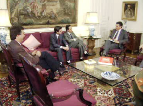 Cavaco Silva recebe partidos políticos