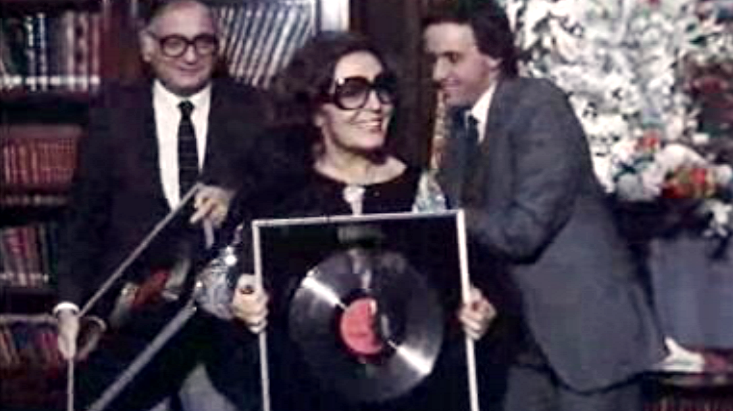 Disco de platina para Amália Rodrigues