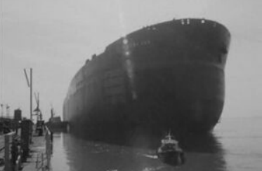 Lançamento à água de casco na Setenave