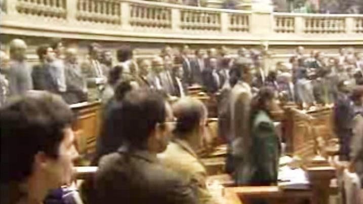 Ratificação da Lei da Rádio