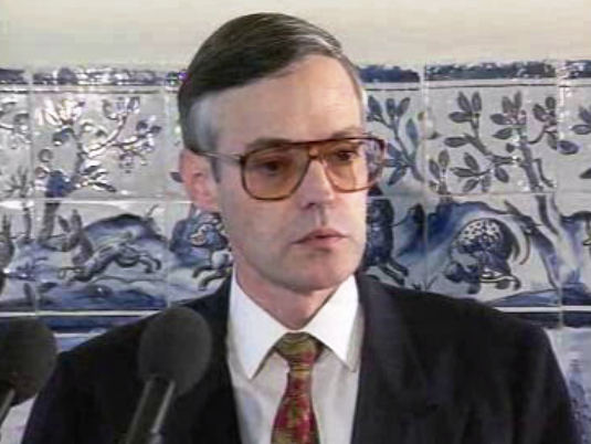 demissão de Carlos Borrego