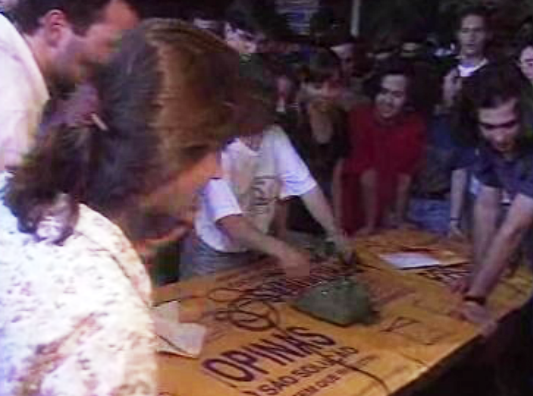 Estudantes invadem a Reitoria