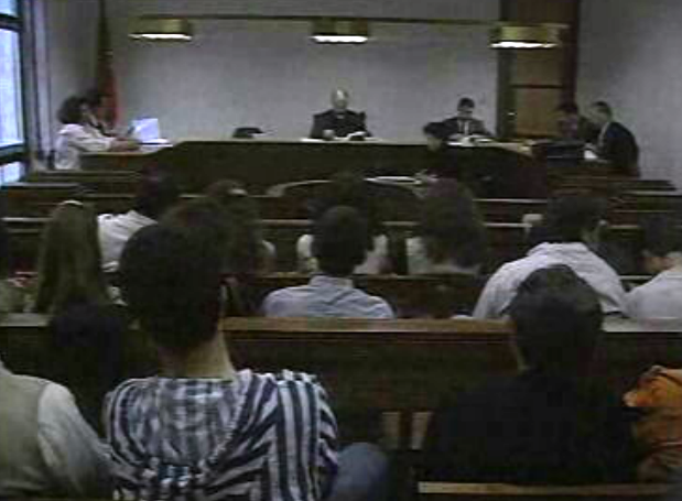 Processo contra empresa de calçado