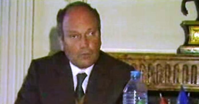 Relatório europeu de Medeiros Ferreira