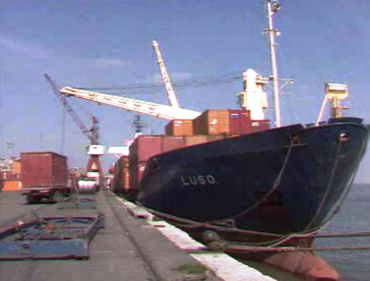 Crise na indústria portuária