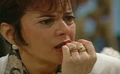 Terra Mãe – Episódio 142