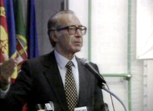 PS pede eleições antecipadas