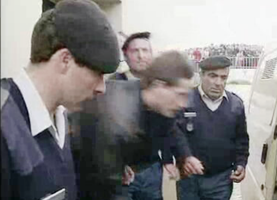 Julgamento de caso de violação e homicídio