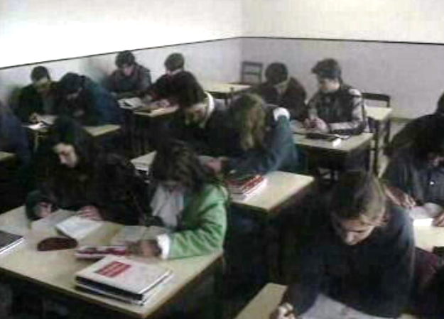 Reabertura de escola em Chaves