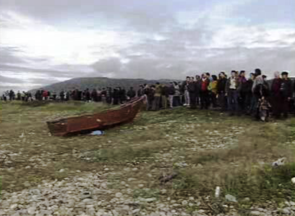 Buscas pelos corpos de pescadores