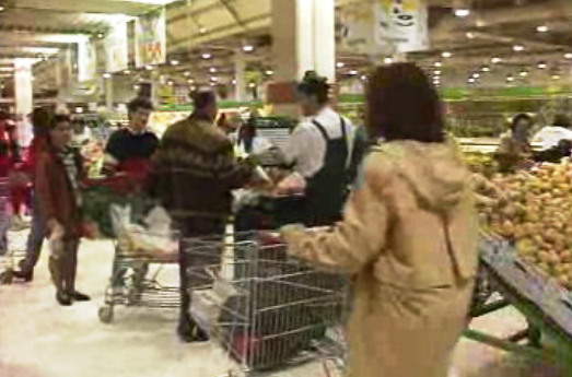 Polémica dos horários dos hipermercados