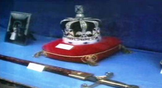 Exposição de réplica das jóias da coroa inglesa