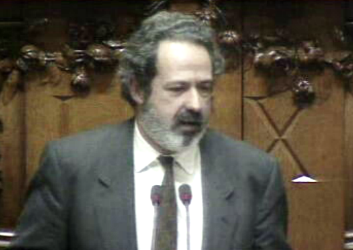 Conflito institucional entre o PSD e Mário Soares