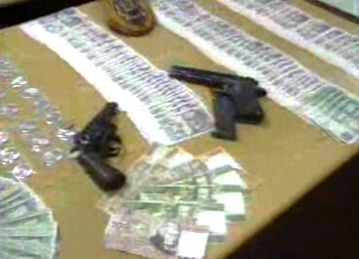 PJ prende bando internacional