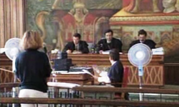 Crianças vítimas de maus tratos